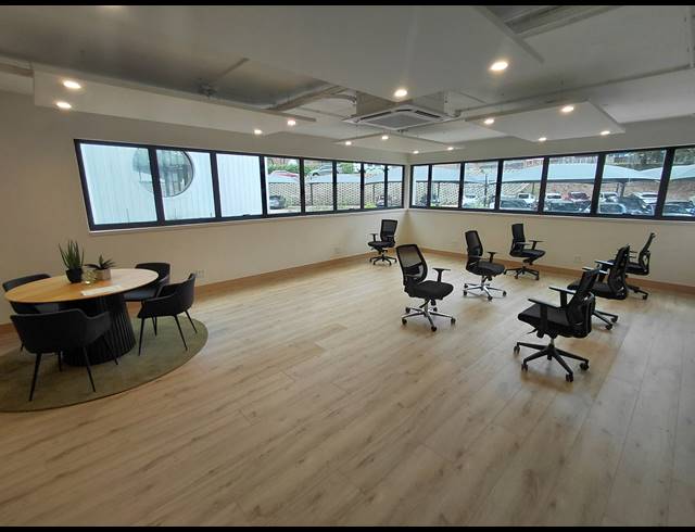 78M² OFFICE TO LET IN HALFWAY HOUSE